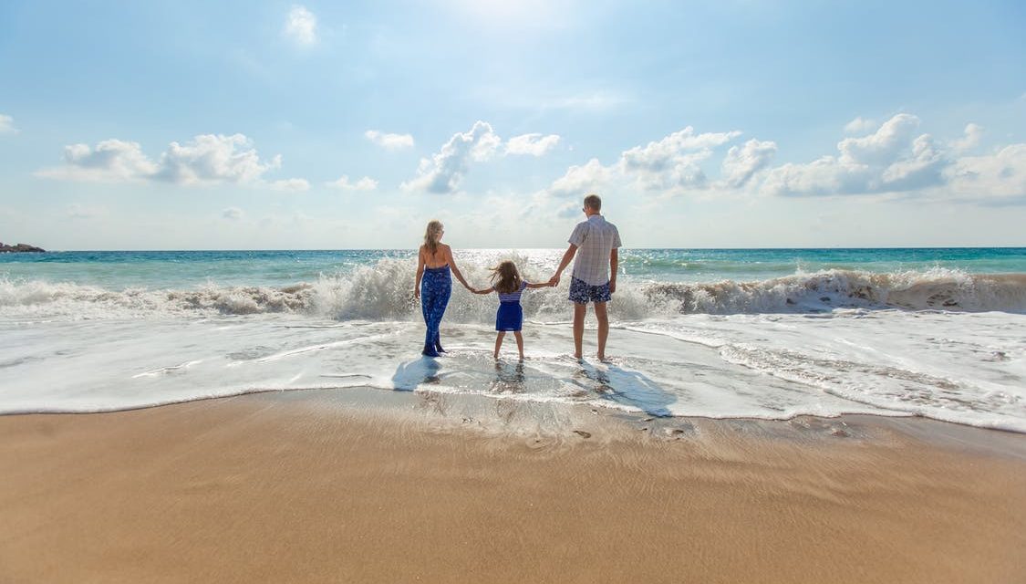 Rodzinny wyjazd nad morze – o czym należy pamiętać?